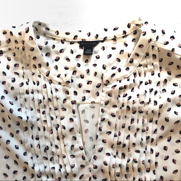 Ann Taylor Blouse - Sz XS - Picture 5 of 7